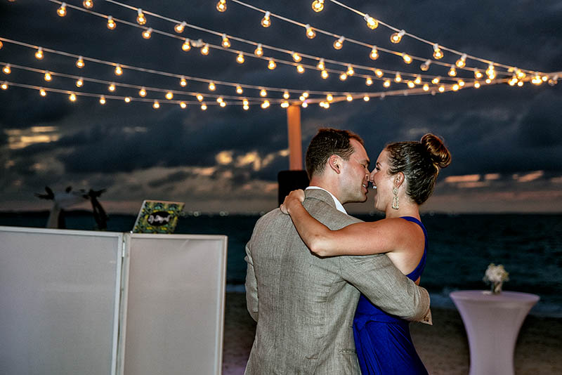 Beach Wedding Lighting